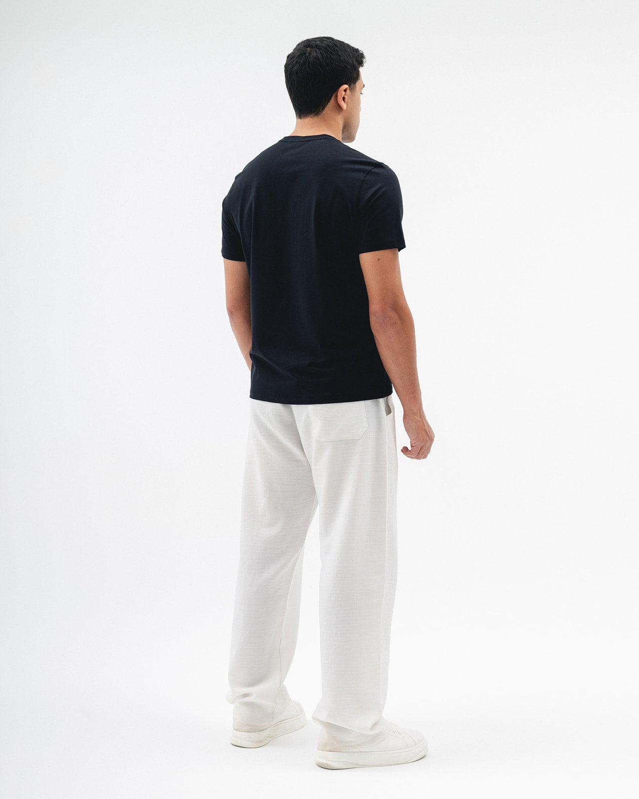 DNA Everyday Men Regular Fit Tee (Black)